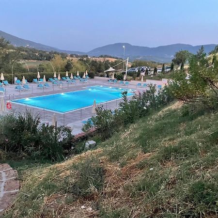 Il Pozzo Country House Collescipoli Luaran gambar
