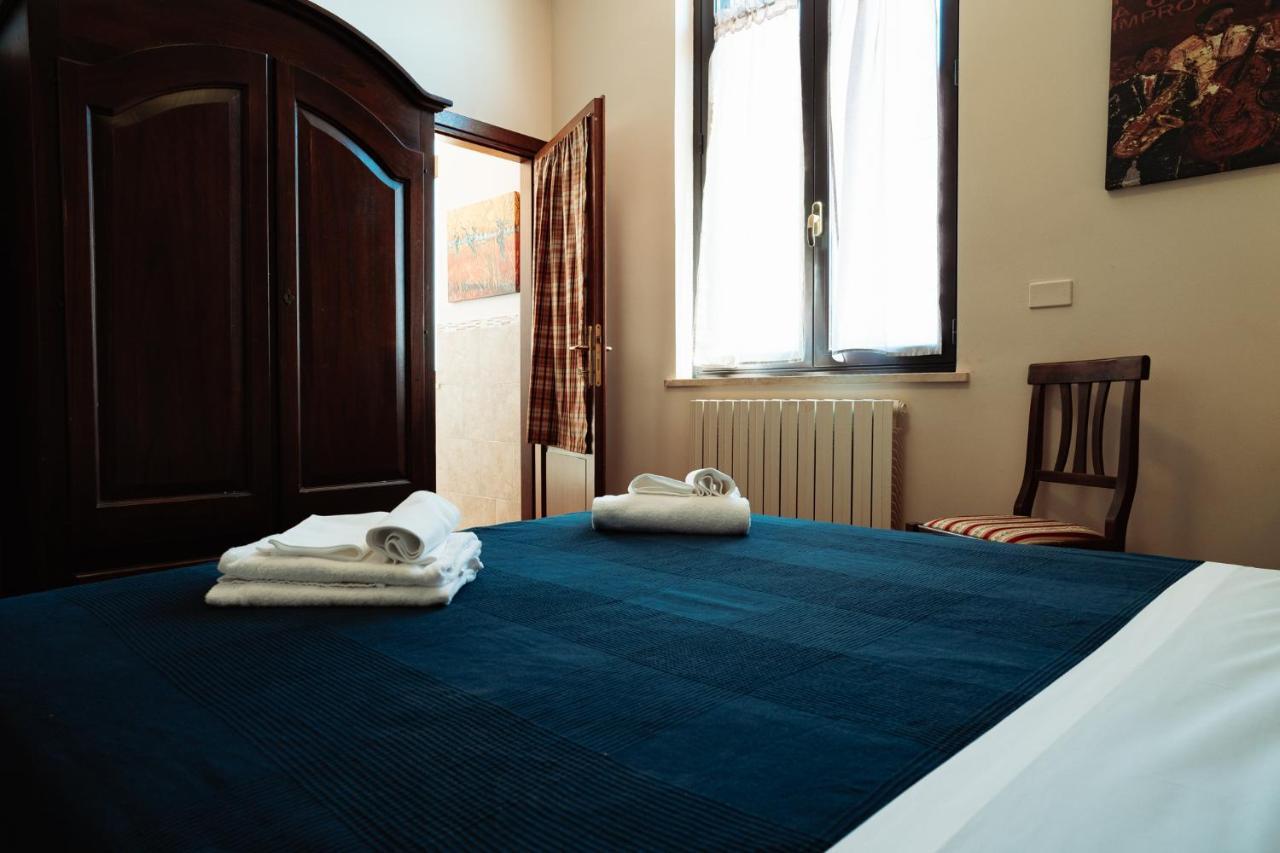 Il Pozzo Country House Collescipoli Luaran gambar