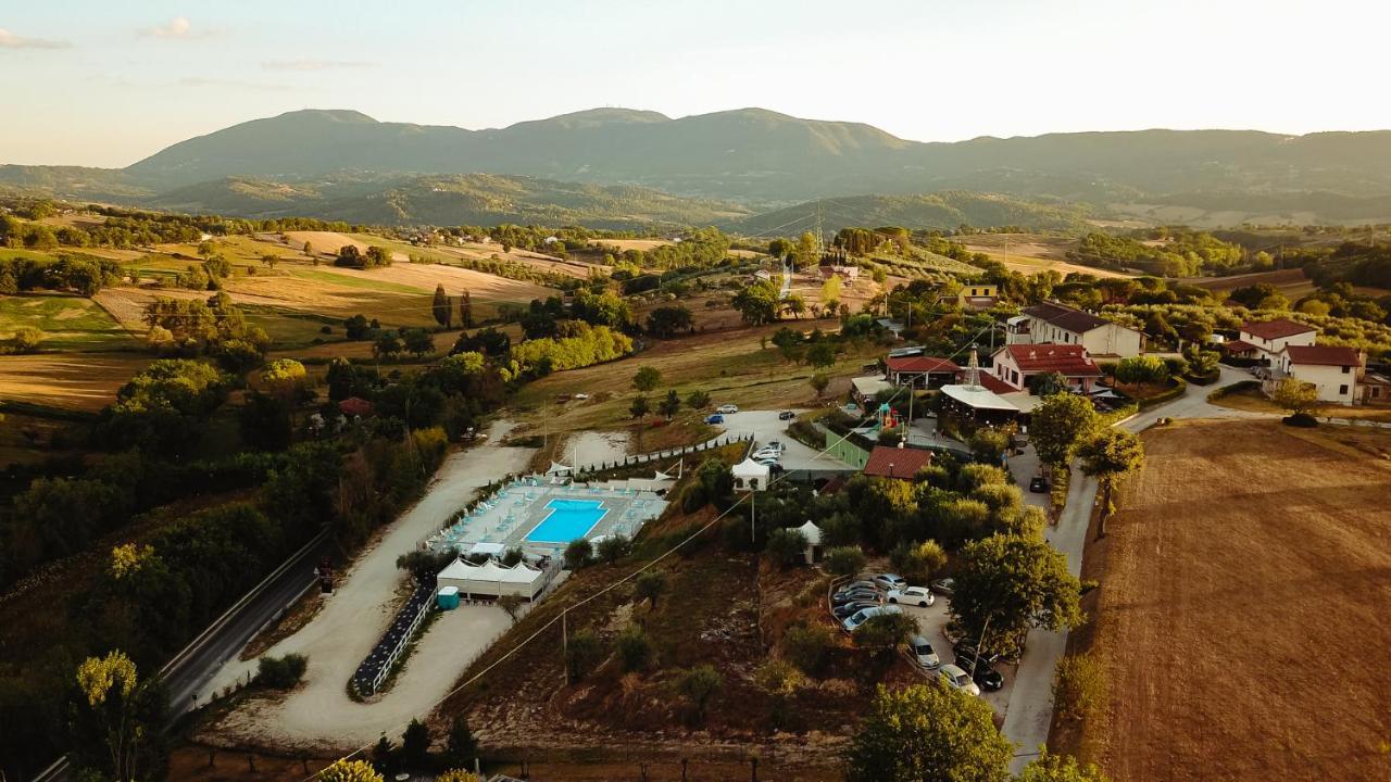 Il Pozzo Country House Collescipoli Luaran gambar